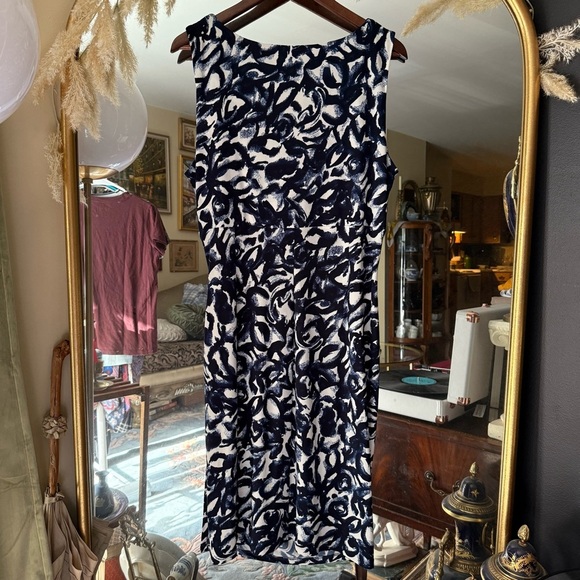 Lauren Ralph Lauren Navy and White Asymmetrical Y2K Patterned Midi Dress - Picture 7 of 7